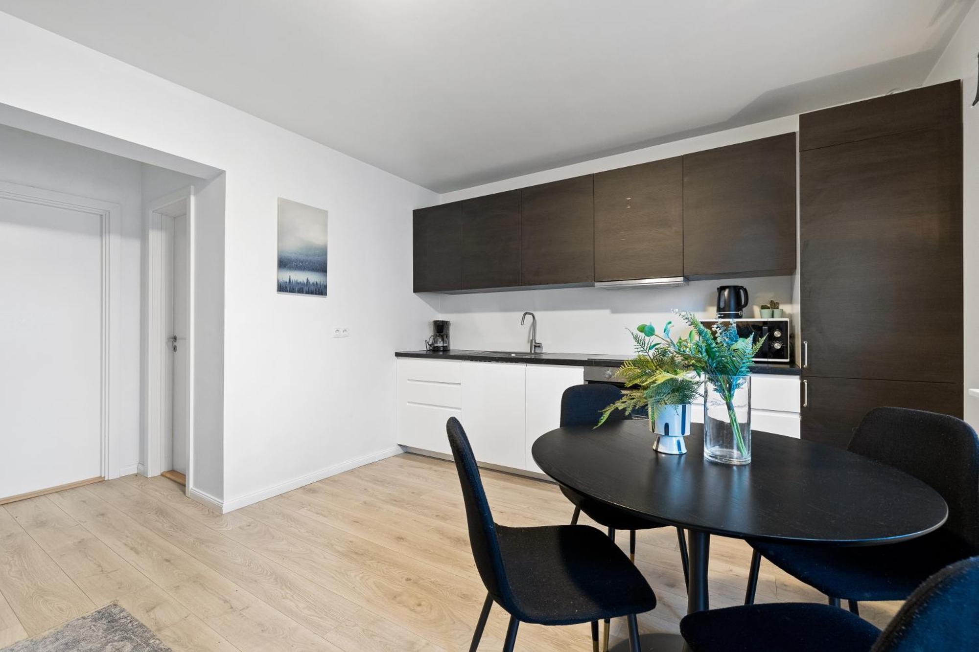 Lokastigur Charming And Inviting Apartment Reykjavík Eksteriør billede